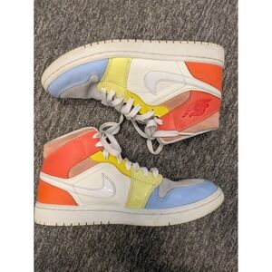 Jordan 1 Mid SE Light Smoke Grey Crimson‎ Tint Yellow Blue Women's 9